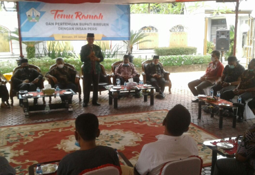 Bupati Sulahturahmi Bersama Wartawan Bireuen