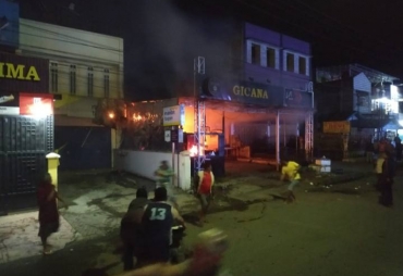 Gicana Cafe Kebakaran Kerugian Ditaksir Capai Ratusan Juta