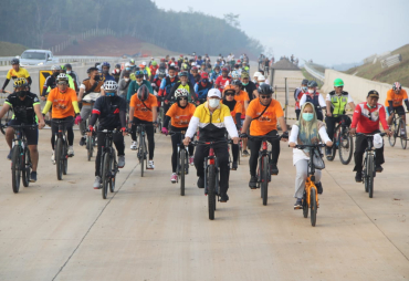  Fun Bike Bersama FKPD Gubernur Rohidin Pantau Progres Pembangunan Tol
