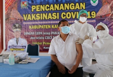 Bupati Karo Terima Vaksin Dosis Kedua