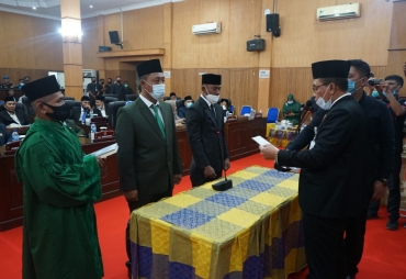 PAW Dua Anggota DPRD Batu Bara Dilantik