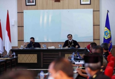 Bupati Pakpak Bharat Gelar Rapat Perdana Bersama OPD