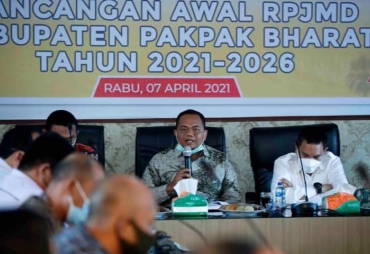 Bupati Pakpak Barat Buka Forum Konsultasi Publik Rancangan Awal RPJMD