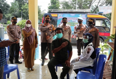 Kapolres Batu Bara Cek Kegiatan Vaksinasi Di Wilayah Desa