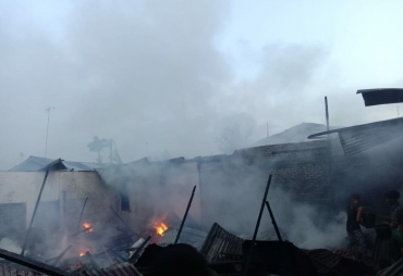 Akibat Korsleting Listrik 3 Rumah Warga Lorong Bunga Hangus Dilalap Sijago Merah