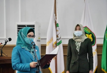 Lantik TP PKK Kaur Derta Ingatkan Soal Stunting dan Penanganan Covid-19