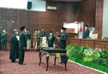 PAW DPRD Provinsi Bengkulu Risman Resmi Gantikan Edison