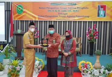 Asisten III Ucapkan Terima Kasih Atas Dedikasi Ketua PTA Bengkulu