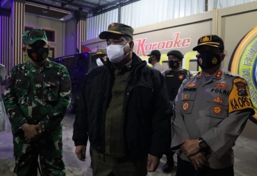 Bupati Dairi Bersama Tiga Pilar Laksanakan Operasi Yustisi PPKM