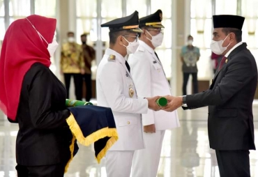 Gubernur Sumut Lantik Bupati Dan Wakil Bupati Nias