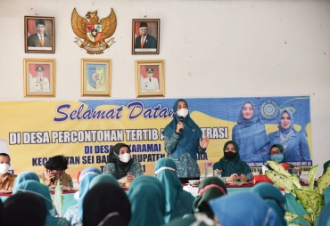 Ketua PKK Batu bara Kunker Ke Desa Percontohan Tertib Administrasi
