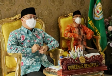 Rapat Evaluasi PPKM Bersama Menkes RI Gubernur Rohidin Sampaikan Aspirasi Nakes