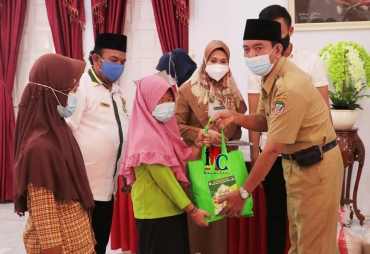 Penyaluran Zakat Iinfaq Dan Sedekah Baznas Kabupaten Seluma