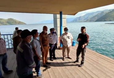 Wabup Karo Bersama Rombongan Kemenkomarves Tinjau Destinasi Wisata