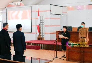 Lantik Jonatan Tarigan Sebagai Direksi PDAM Tirta Malem Ini Harapan Bupati Karo