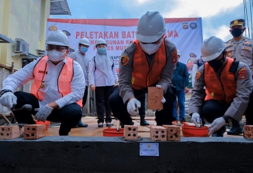 Antisipasi Overload Bupati Dodi Bantu Bangun Ruang Tahanan Tambahan
