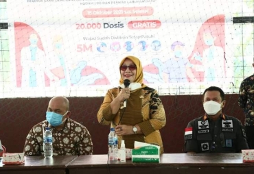 Wabup Labuhanbatu Tinjau Langsung Vaksinasi Massal Tahap