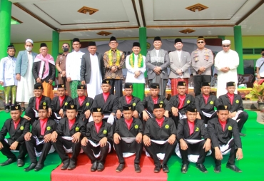 Gubernur Rohidin Yakin Pesantren Semakin Berkembang dan Maju