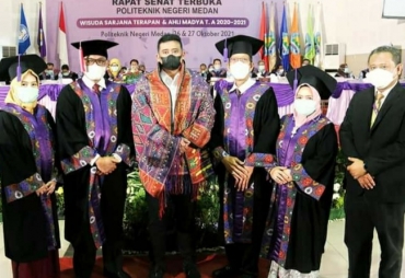 Walikota Medan Hadiri Wisuda Politeknik Negeri Medan