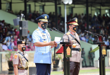 Panglima TNI dan Kapolri Tutup Diksar Taruna Akademi TNI dan Akpol
