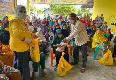Baksos HUT Golkar Ismar Sampaikan Salam Ijeck dan Airlangga