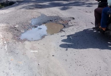 Banyak Makan Korban dan Tak Diperbaiki Helmi Utus Kadis PUPR TindakLanjuti Jalan Hibrida