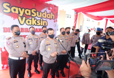 Tingkatkan Herd Immunity Kapolda Jateng : Polri Siap Dukung Vaksinasi