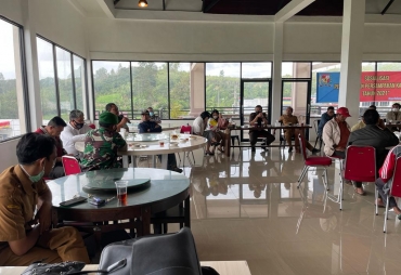 Pemkab Karo Gelar Sosialisasi Pengelolaan Persampahan di Desa Dokan