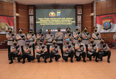 Kapoldasu Serah Terimakan 16 Pejabat Utama Poldasu Berikut Namanya