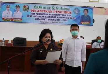 Bupati Lantik Pengurus TP PKK Karo Masa Bakti 2021-2024