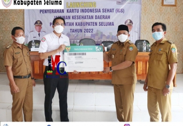 Launching Penyerahan Kartu Indonesia Sehat ( KIS )