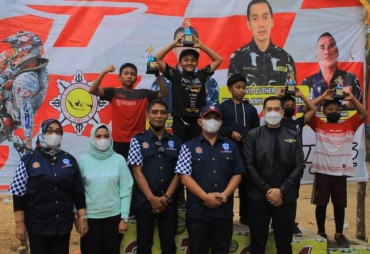 Bupati dan Wabup Labuhanbatu Tutup Event Motorcross