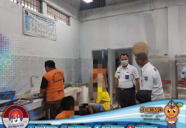 Sangapta Surbakti Lakukan Kontrol Rutin Ke Dapur Rutan