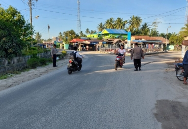 Personel Polsek Prapat Janji Polres Asahan Lakukan Strong Point Pos Padat Lalin
