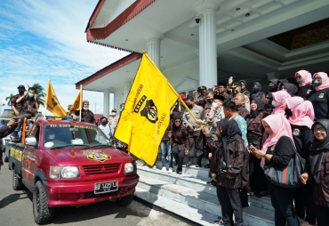 Rohidin Lepas Baksos dan Safari Dakwah Keluarga Besar Putra Putri Polri Bengkulu ke Enggano
