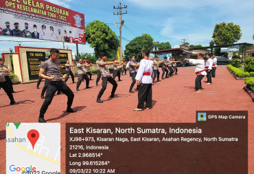 Polres Asahan Latihan Beladiri Pencak Silat Merpati Putih