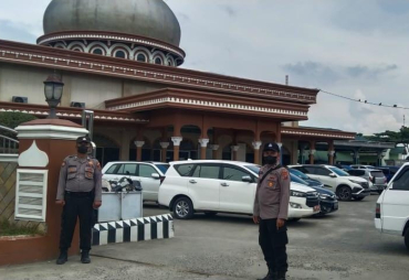 Polres Batubara Beri Kenyamanan Masyarakat Jalankan Ibadah Jum'at