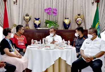 Theopilus Apresiasi Sambutan Gubsu Tim Karo United