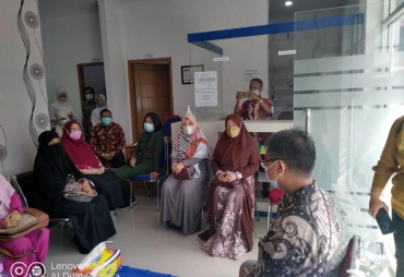 Plt Kadinkes Lakukan Visitasi Izin Klinik 