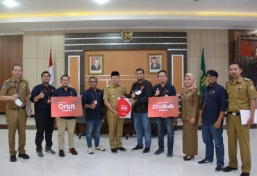 Gubernur Rohidin Dorong Peningkatan Jaringan Internet di Pulau Enggano