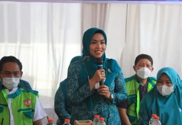 Ketua TP PKK Labuhanbatu Buka Program Bakti Sosial