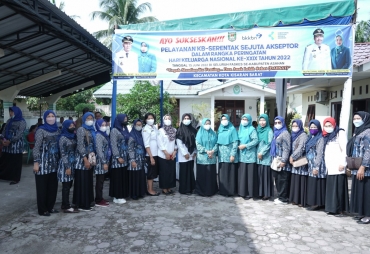 Ketua TP PKK Tinjau Pelayanan KB Serentak Sejuta Akseptor