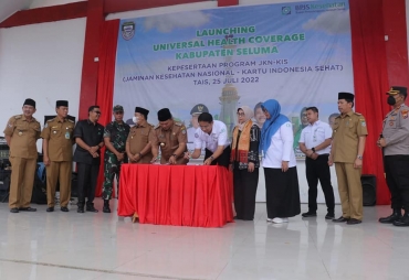 Bupati Seluma Launching Universal Health Coverage (UCH) / Jaminan Kesehatan Universal Kabupaten Seluma (foto:MC Seluma)