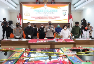 Kapolres Bersama Forkopimda Gelar Press Release Tindak Pidana Judi dan Narkoba
