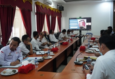 zoom meeting Implementasi e-Catalog dalam Pengadaan Barang Jasa ( Foto: MC BU )
