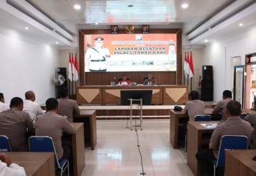 Polres Tanah Karo Sambut Kedatangan Anggota Komisi III DPR RI 