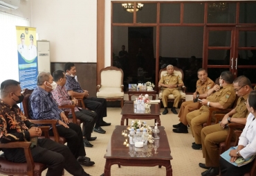 Dewan Pengurus Perkuburan Kristen Oikumene Kisaran Audiensi Dengan Bupati Asahan