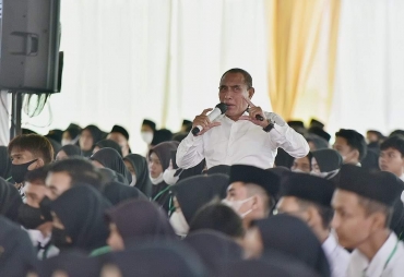 Gubernur Sumut Beri Kuliah Umum di UISU