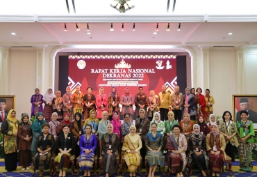 Ketua Dekranasda Provinsi Bengkulu Derta Wahyulin Rohidin hadiri Rapat Kerja Nasional (Rakernas) Dewan Kerajinan Nasional (Dekranas) 2022