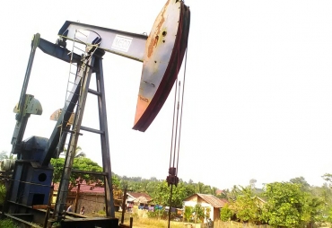 PT Santika Pendopo Energi yang bergerak di bidang produksi migas